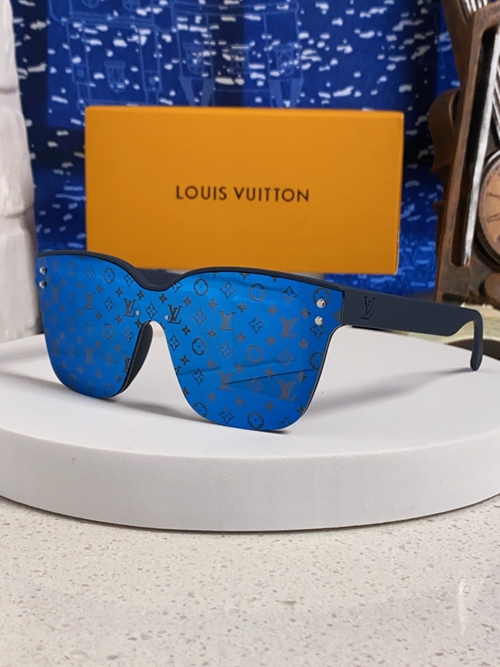 ルイヴィトンサングラス正面デザイン